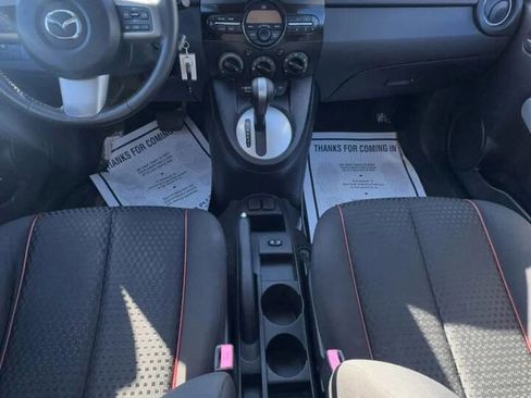 Used 2011 MAZDA MAZDA2 Touring image 16