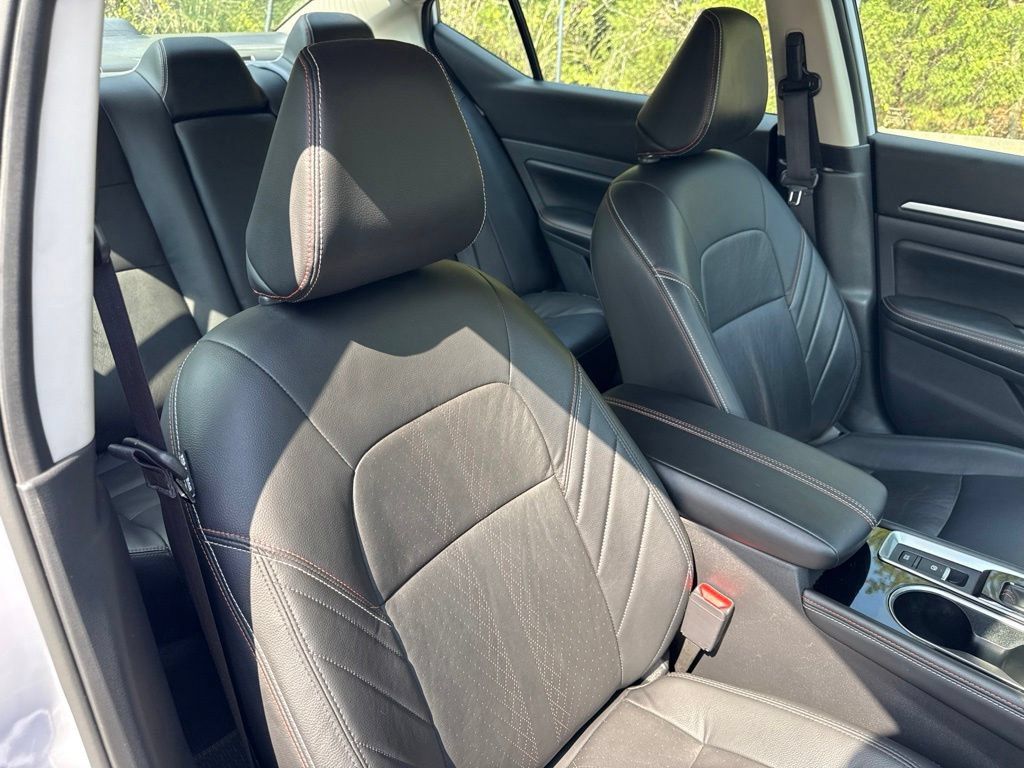 Certified 2024 Nissan Altima 2.0 SR FWD image 35