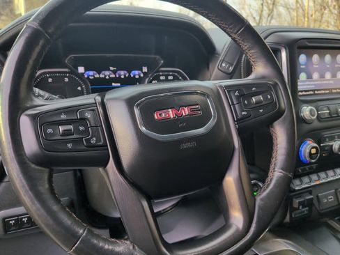 Used 2020 GMC Sierra 2500 AT4 w/ AT4 Premium Package image 28