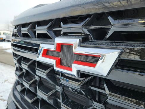 Used 2024 Chevrolet Silverado 2500 ZR2 image 35