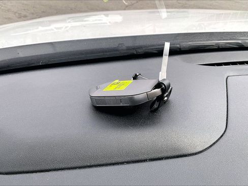 Used 2025 Kia K4 LXS image 12