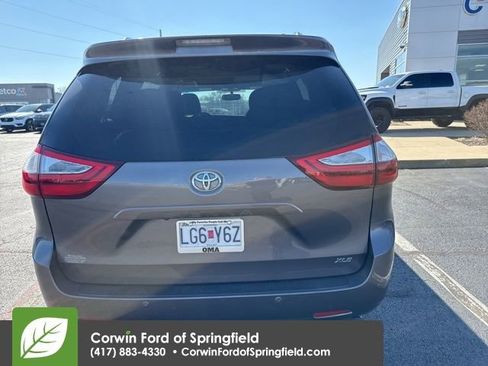 Used 2017 Toyota Sienna XLE w/ XLE Navigation Package image 6