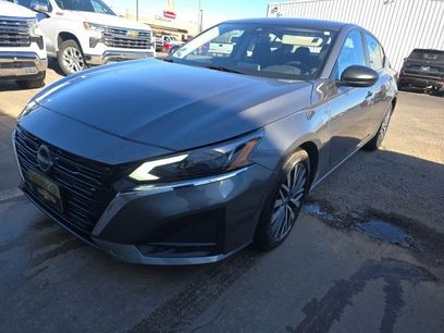 Used 2024 Nissan Altima 2.5 SV