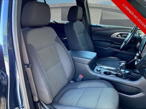 Certified 2023 Chevrolet Traverse LT w/ LPO, Floor Liner Package AWD/4WD image 7