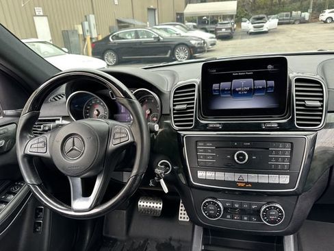 Used 2018 Mercedes-Benz GLS 550 4MATIC image 19