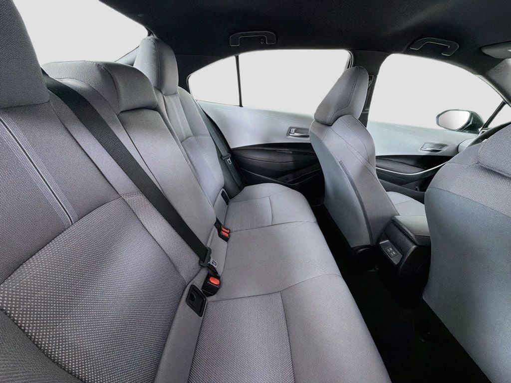 Used 2024 Toyota Corolla SE w/ SE Convenience Package FWD image 24