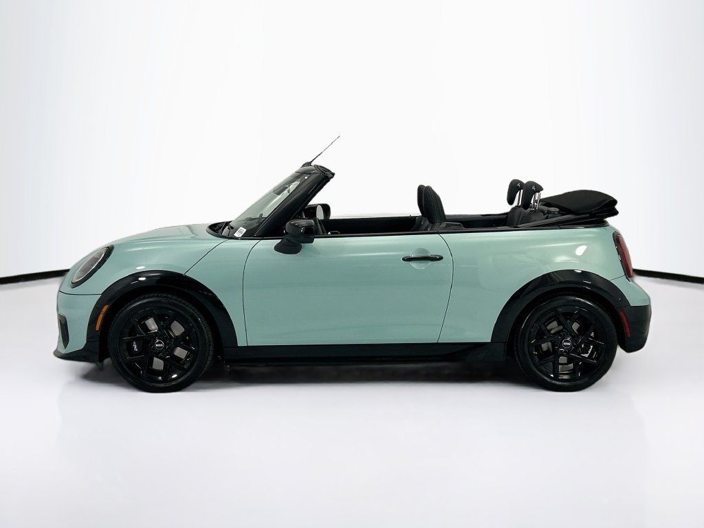 Used 2026 MINI Cooper S FWD image 8