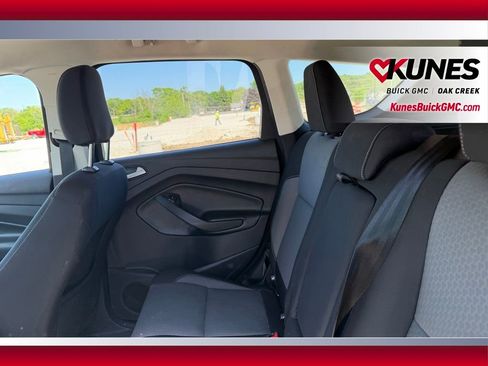 Used 2018 Ford Escape SE AWD/4WD image 4
