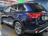 Used 2016 Mitsubishi Outlander ES image 4
