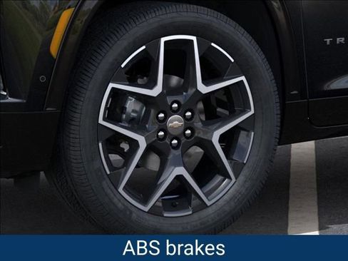 New 2026 Chevrolet Traverse High Country image 10