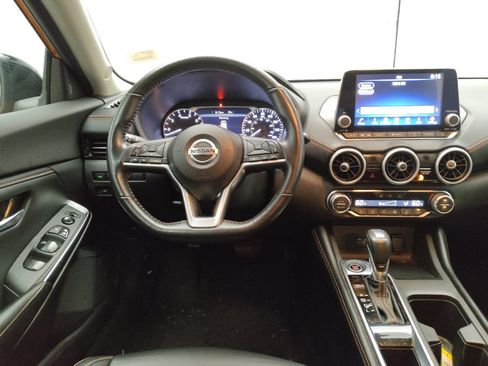 Used 2022 Nissan Sentra SR w/ SR Premium Package FWD image 22