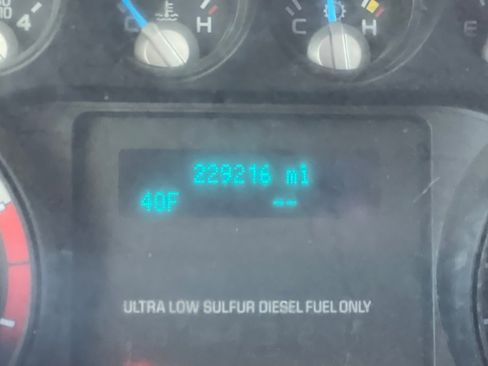 Used 2011 Ford F250 XLT w/ Advanced Security Group image 20