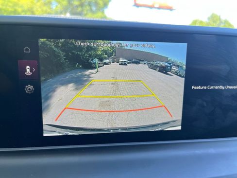 Used 2025 Kia Seltos S FWD image 24