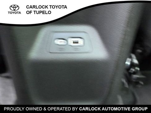 Used 2021 Buick Envision Preferred image 23