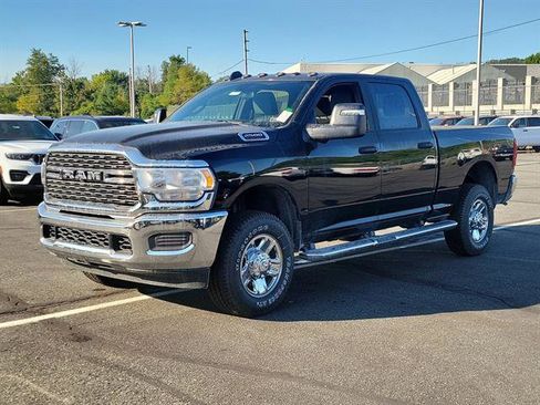 Used 2024 RAM 2500 Tradesman w/ Towing Technology Group image 32