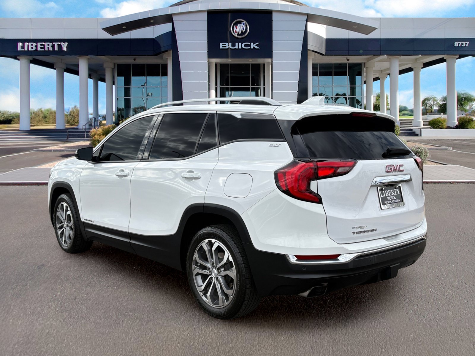 Used 2020 GMC Terrain SLT w/ Preferred Package FWD image 6