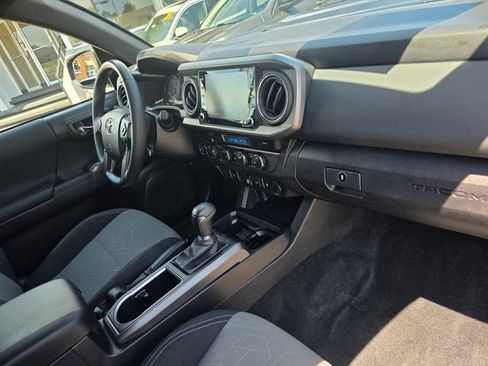 Used 2023 Toyota Tacoma TRD Sport AWD/4WD image 16