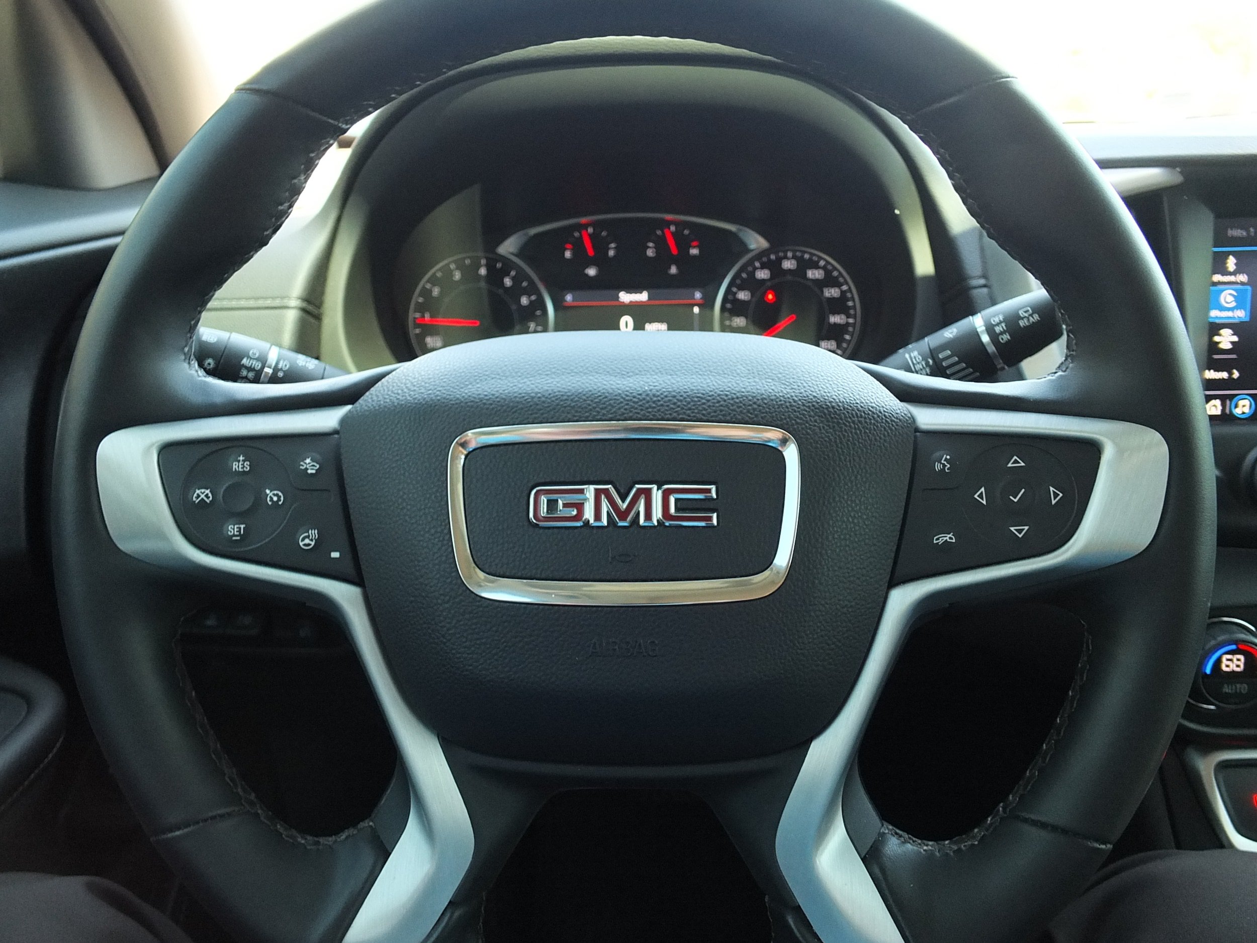 Used 2024 GMC Terrain SLT w/ Tech Package AWD/4WD image 21