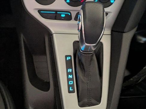 Used 2014 Ford Focus SE image 12