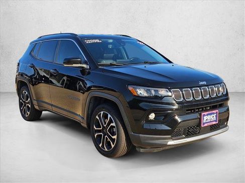 Used 2022 Jeep Compass Limited AWD/4WD image 3