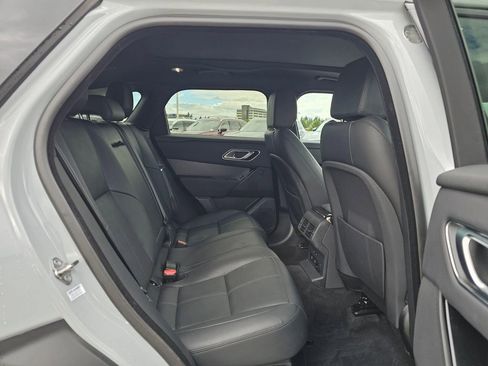 Used 2025 Land Rover Range Rover Velar Dynamic SE image 13