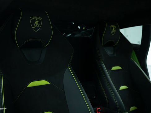 Used 2024 Lamborghini Huracan Sterrato image 46