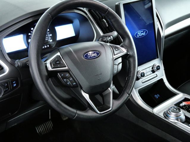 Certified 2024 Ford Edge SEL w/ Convenience Package AWD/4WD image 19