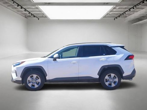 Used 2025 Toyota RAV4 XLE FWD image 2