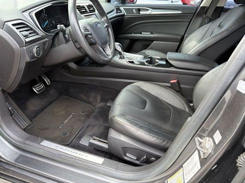 Used 2015 Ford Fusion Energi Titanium w/ Driver Assist Package FWD image 9