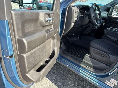 New 2026 Chevrolet Silverado 2500 Custom w/ Custom Value Package AWD/4WD image 7