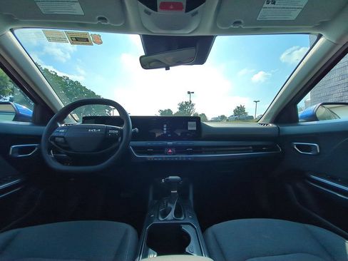 Used 2025 Kia K4 FWD image 26