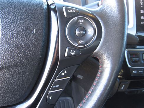 Certified 2017 Honda Ridgeline Black Edition image 28