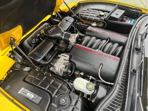 Used 2003 Chevrolet Corvette Coupe 2D w/ Preferred Equipment Group image 26