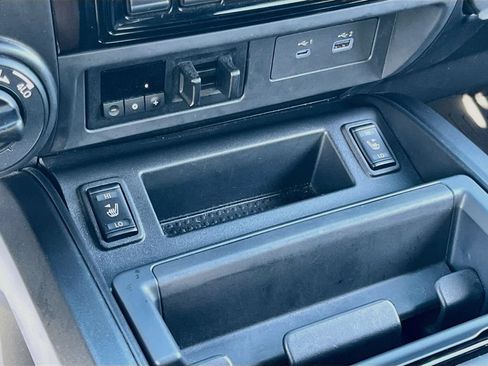 Used 2023 Nissan Titan PRO-4X w/ Pro-4x Convenience Package AWD/4WD image 20