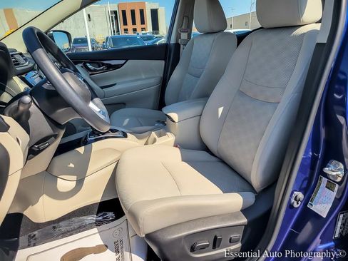 Used 2019 Nissan Rogue Sport SV image 8