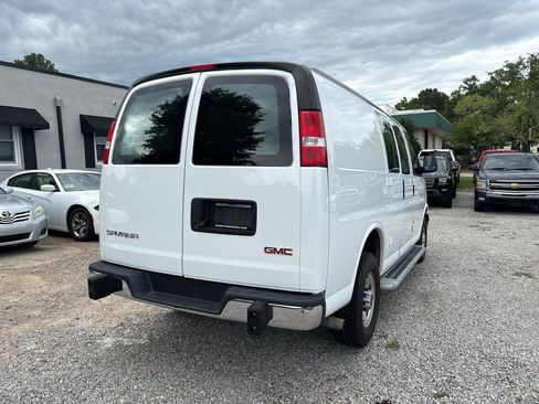 Used 2024 GMC Savana 2500 w/ Driver Convenience Package RWD image 7