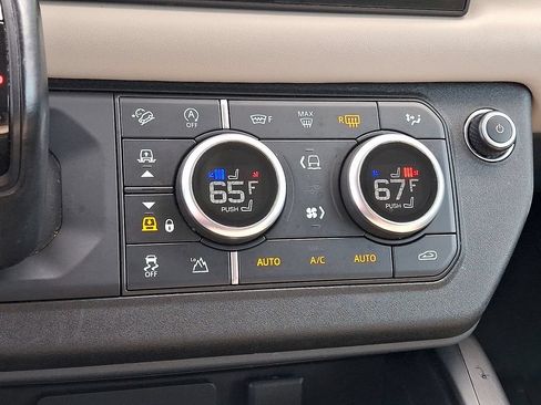 Used 2022 Land Rover Defender 110 X-Dynamic HSE AWD/4WD image 17