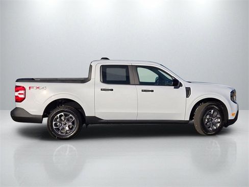 New 2025 Ford Maverick XLT w/ XLT Luxury Package image 3