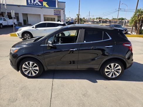 Used 2018 Buick Encore Preferred FWD image 2
