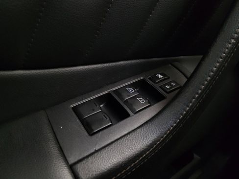 Used 2014 INFINITI QX70 3.7 w/ Premium Package image 27