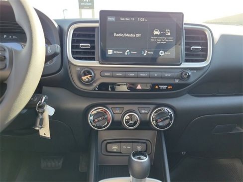 New 2026 Hyundai Venue SE image 12