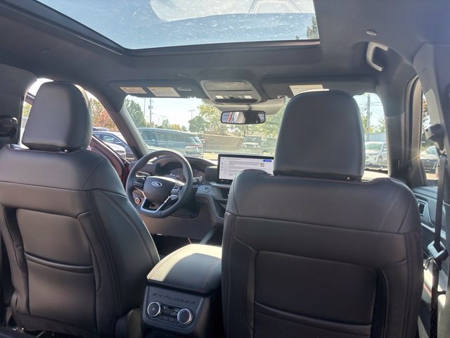 New 2026 Ford Explorer ST-Line w/ ST-Line Street Pack AWD/4WD image 26