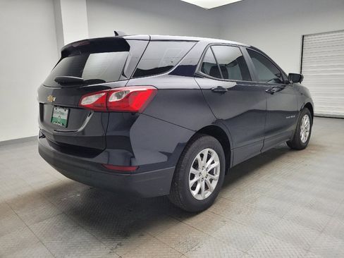 Used 2020 Chevrolet Equinox LS w/ LPO, Floor Liner Package image 9