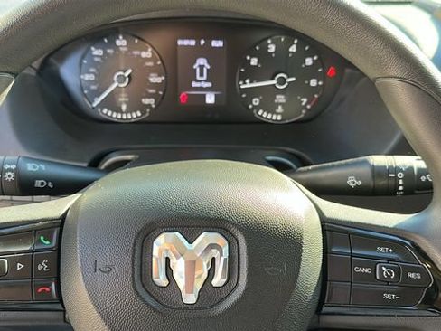 Used 2023 RAM ProMaster 2500 FWD image 14