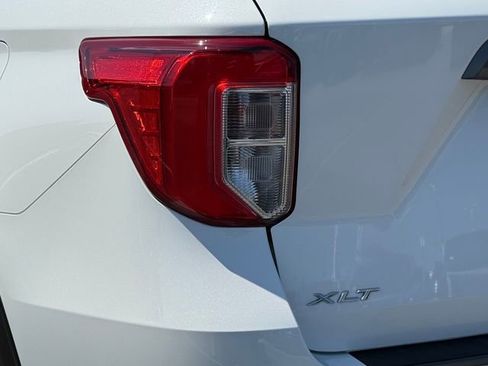 Used 2023 Ford Explorer XLT w/ Equipment Group 202A image 30