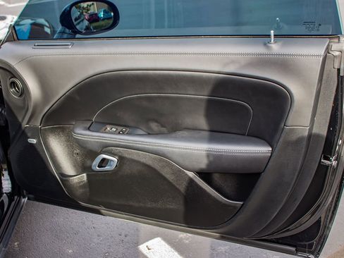 Used 2022 Dodge Challenger R/T Scat Pack w/ Plus Package image 18