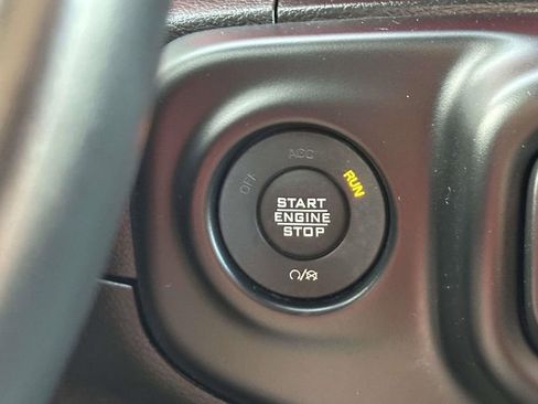 Used 2021 Jeep Wrangler Unlimited Rubicon AWD/4WD image 21