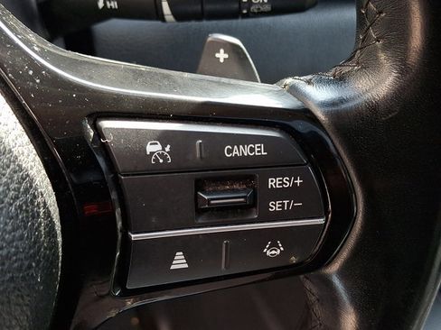 Used 2023 Honda Pilot Touring image 25