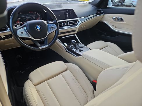 Used 2021 BMW 330i xDrive 330i xDrive w/ Premium Package image 3
