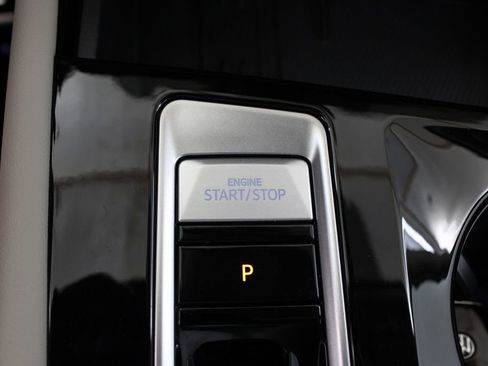 New 2026 Volkswagen Atlas SEL Premium R-Line image 11